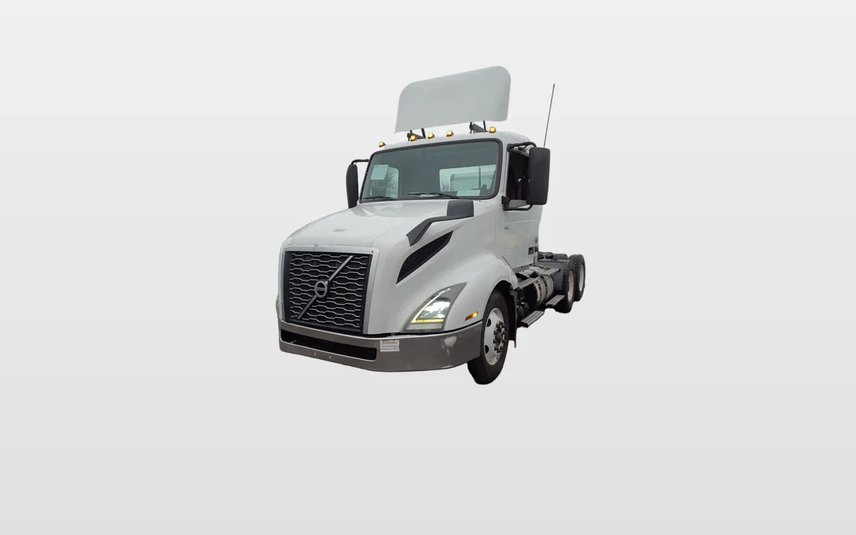 2019 Volvo - image 1