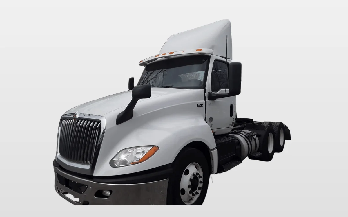 2019 International - image 1