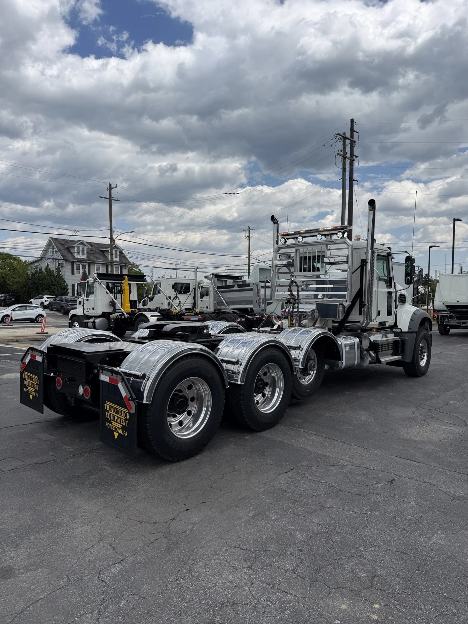 2026 Mack Granite in Conshohocken, PA — photo 5