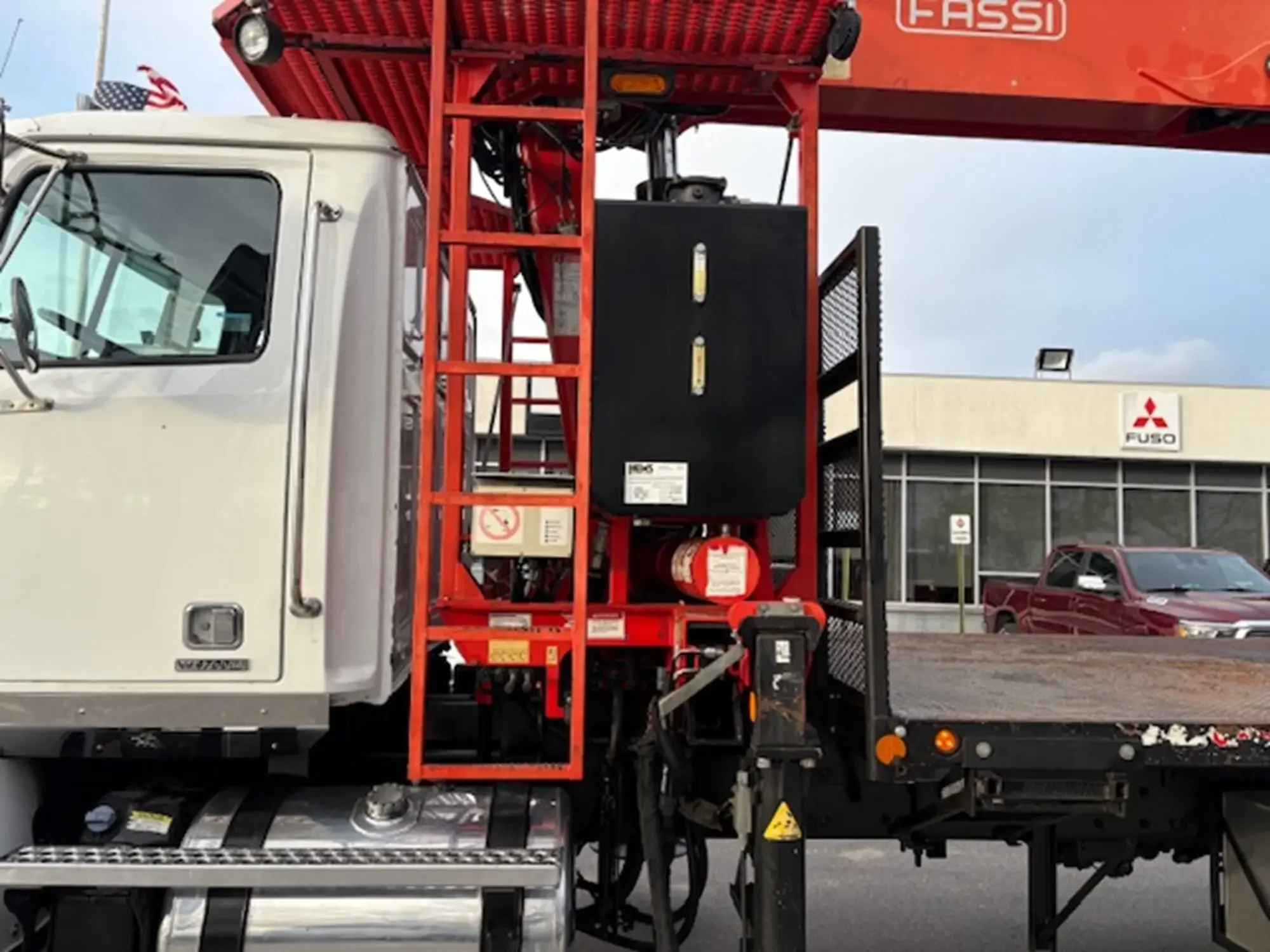 2015 Western Star 4700 - image 25