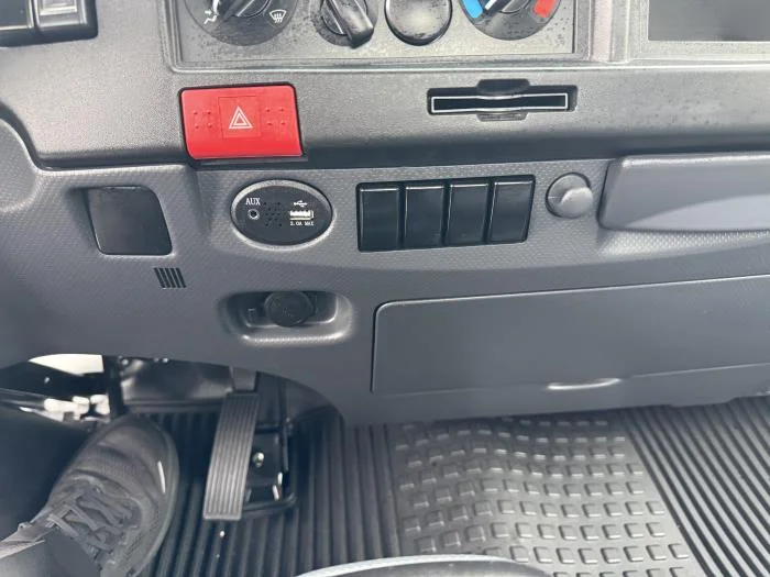 2025 Isuzu NRR in Whittier, CA — photo 16