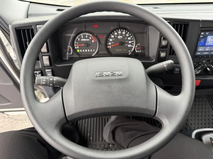 2025 Isuzu NRR - image 20
