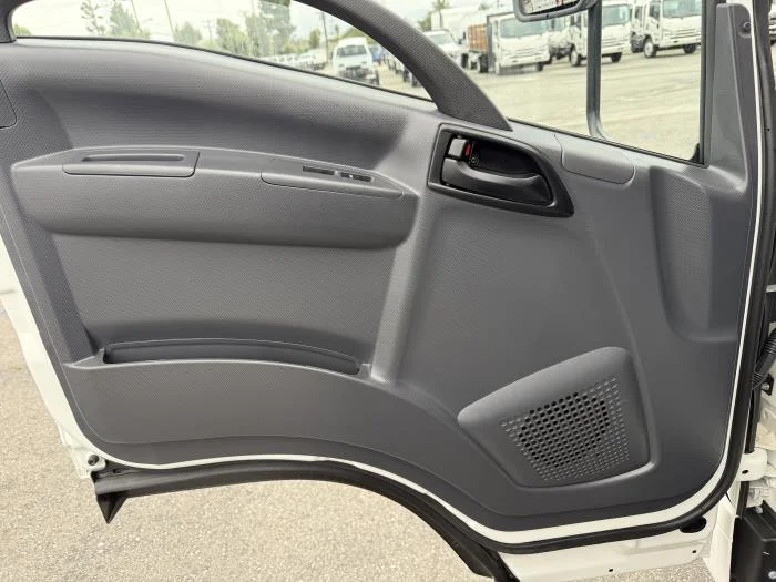 2025 Isuzu NRR in Whittier, CA — photo 10