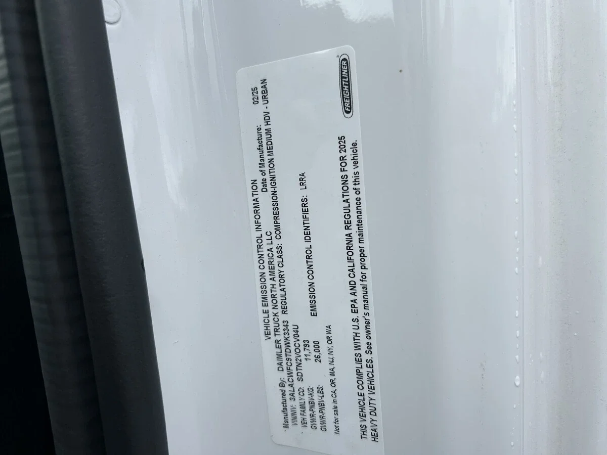 2026 Freightliner M2 106 - image 12