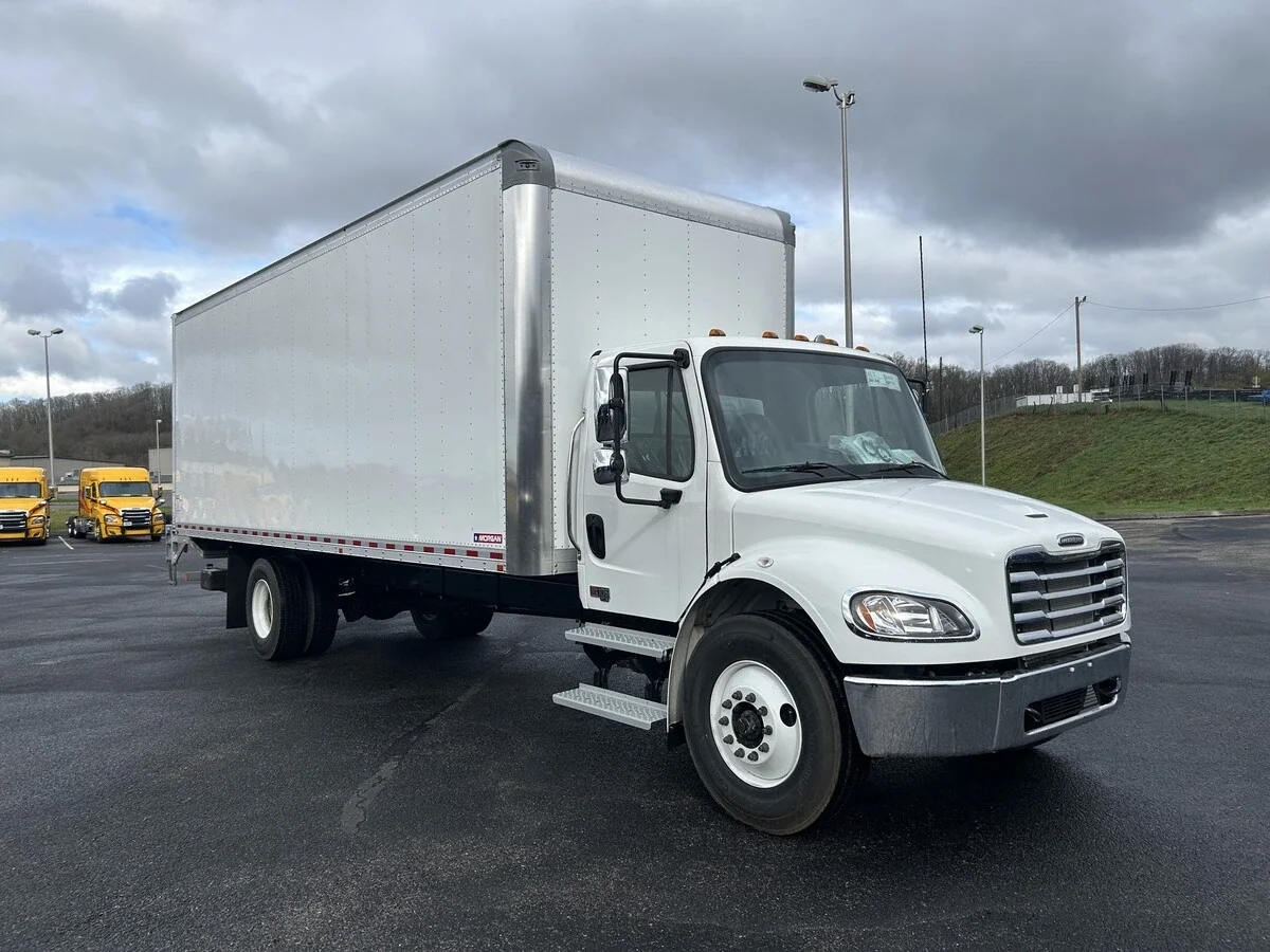 2026 Freightliner M2 106 - image 7