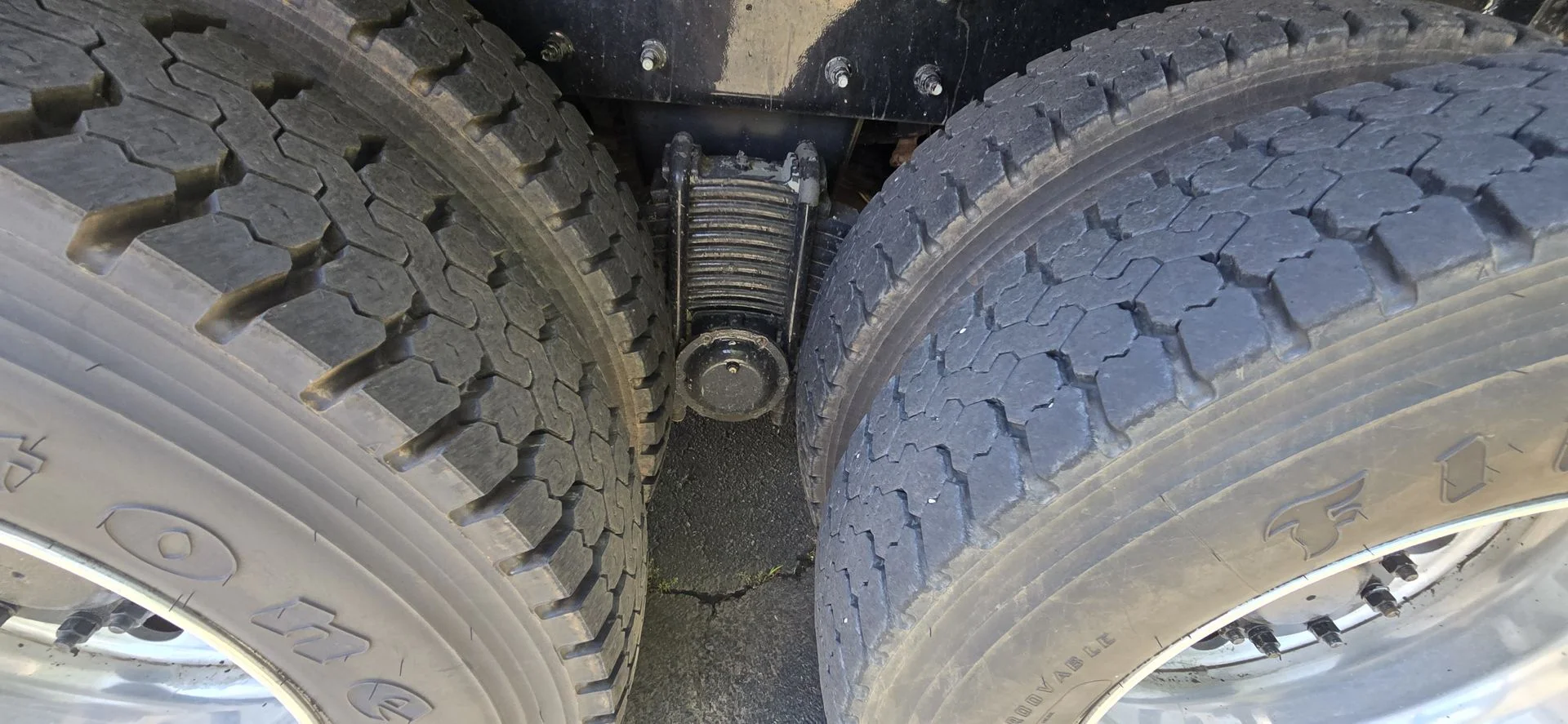 2023 Mack Granite - image 4