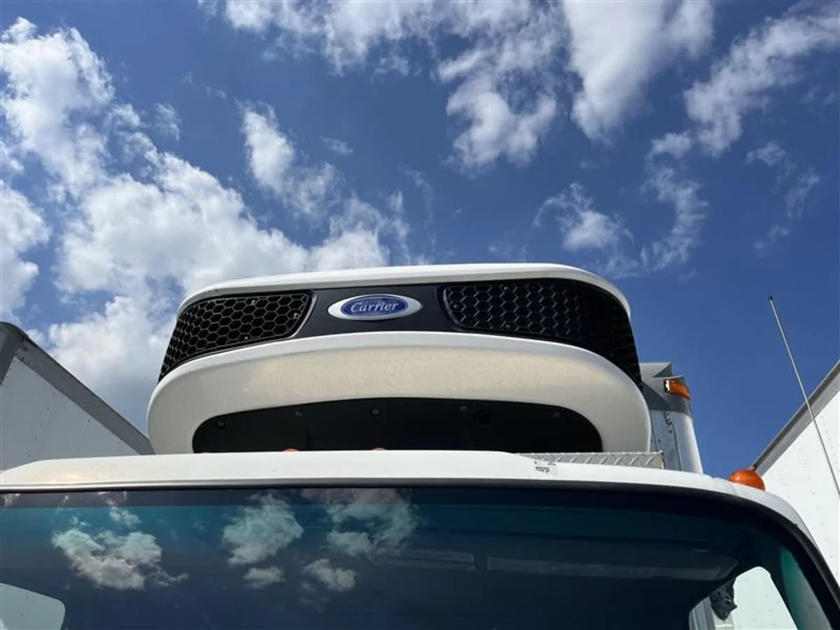 2019 Isuzu NPR - image 7