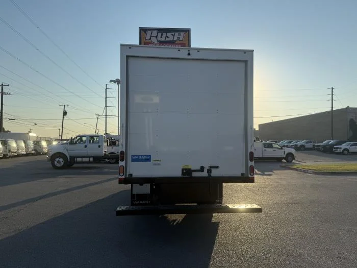 2025 Isuzu NRR - image 14