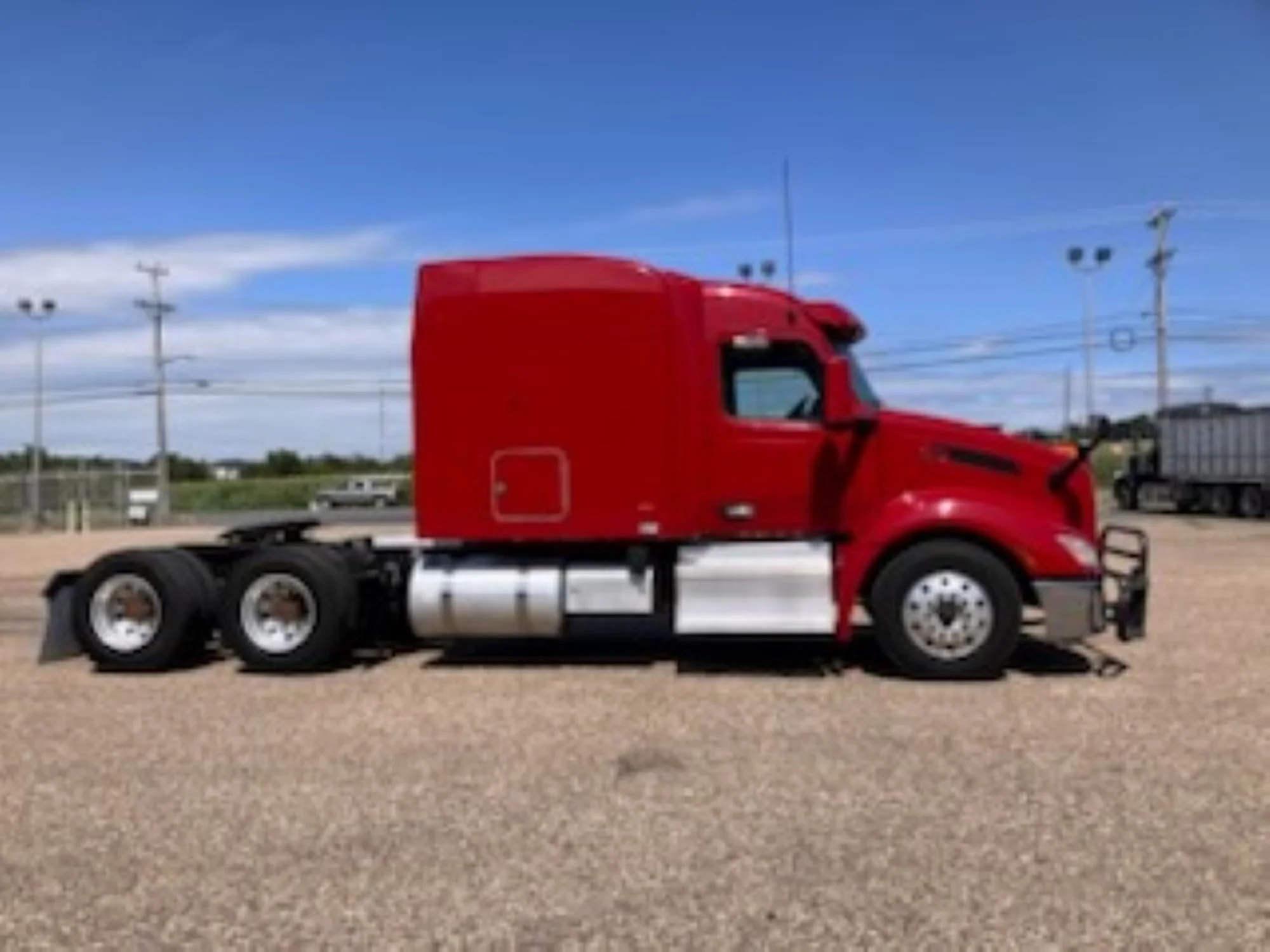 2023 Peterbilt 579 in Chesapeake, VA — photo 4