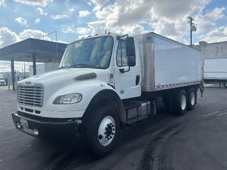 2019 Freightliner M2 106 in Torrance, CA