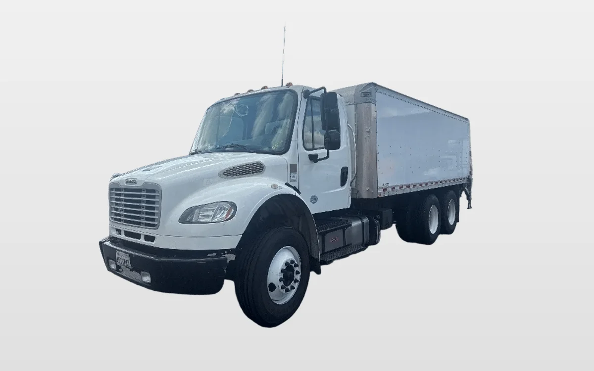 2019 Freightliner M2 106 - image 1