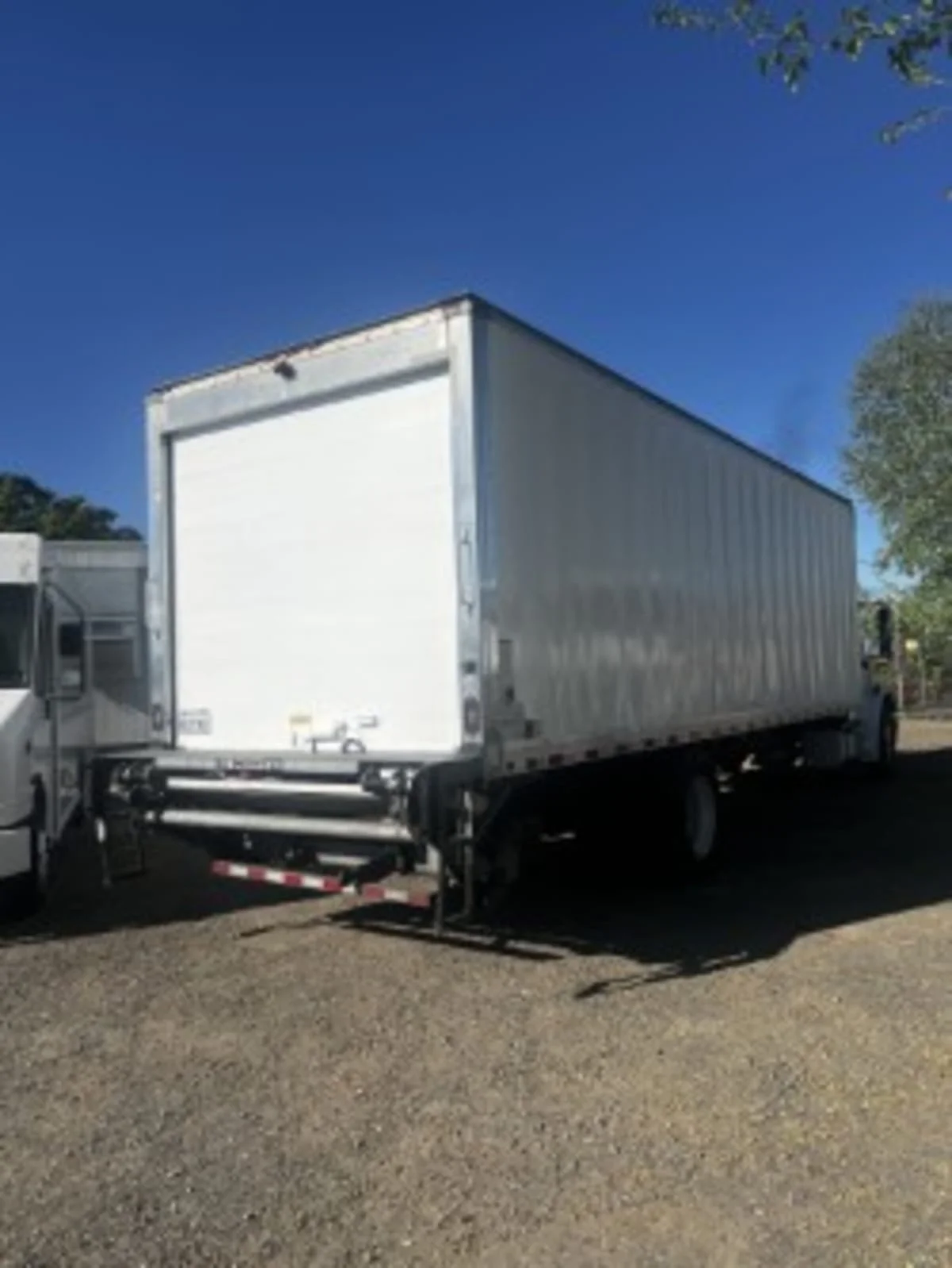 2019 Freightliner M2 106 in West Sacramento, CA — photo 4