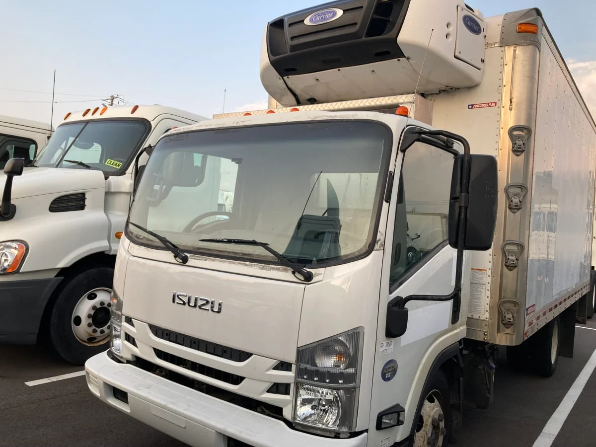 2018 Isuzu NPR - image 2
