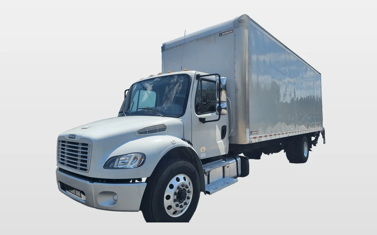 2020 Freightliner M2 106 - image 1
