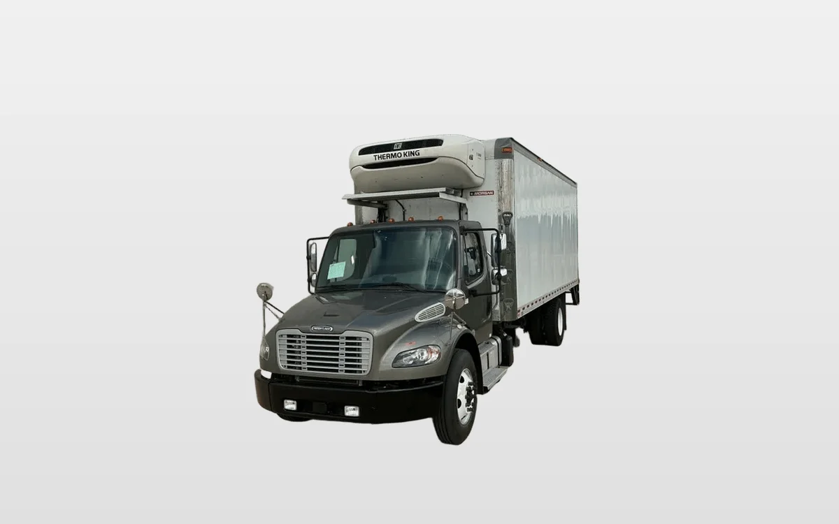 2019 Freightliner M2 106 - image 1