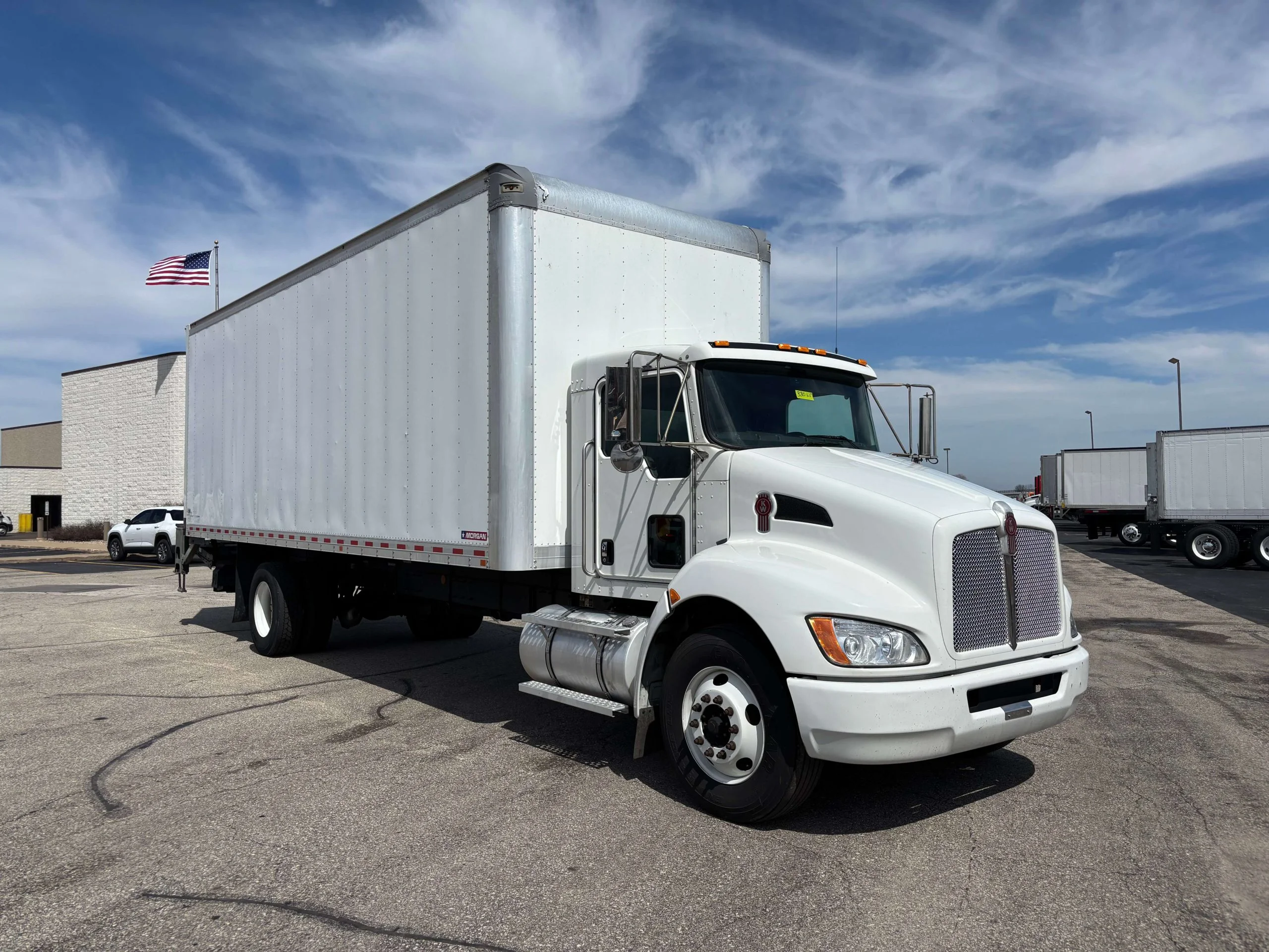 2022 Kenworth T270 in Decorah, IA — photo 3