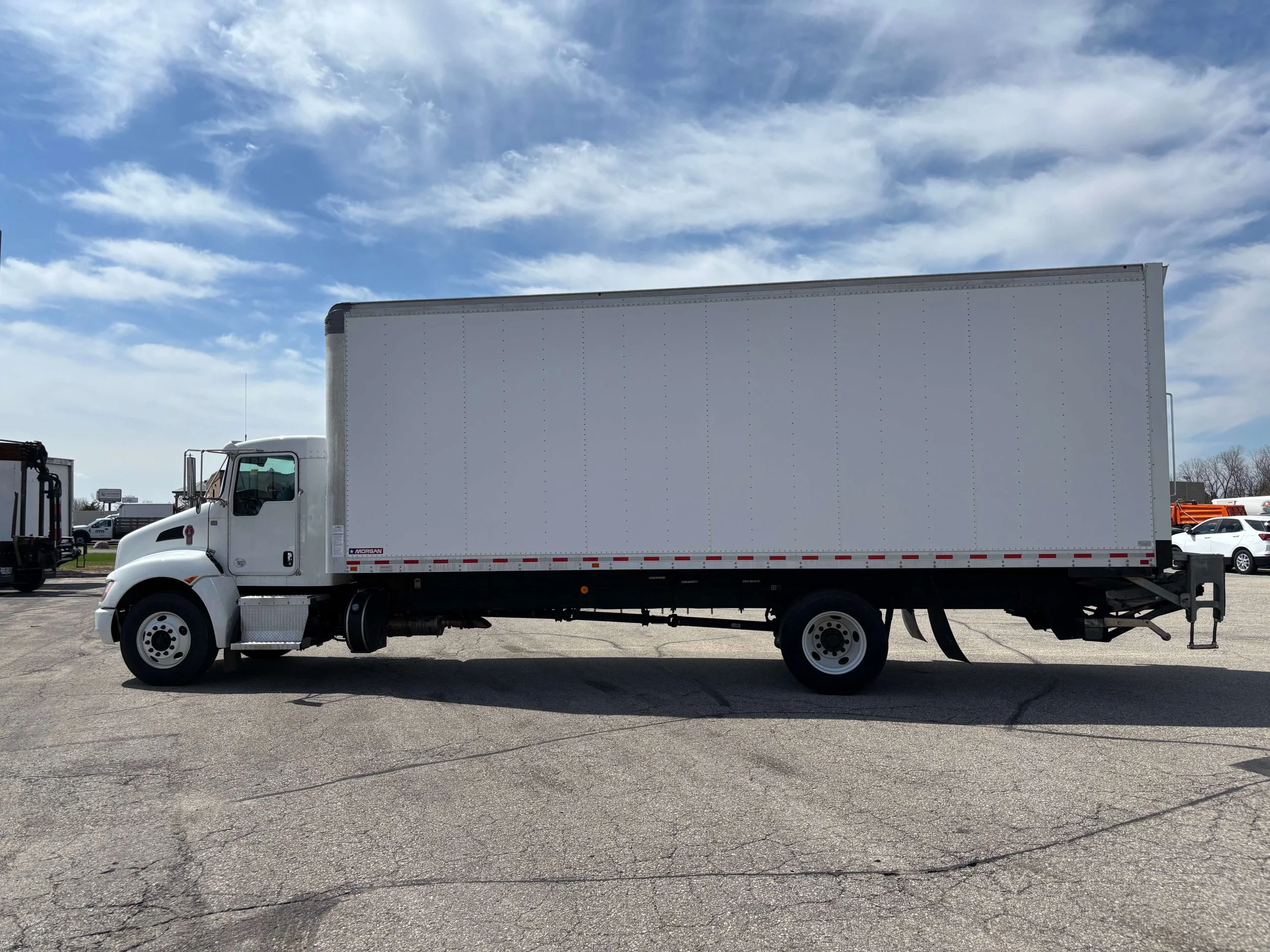 2022 Kenworth T270 in Decorah, IA — photo 5
