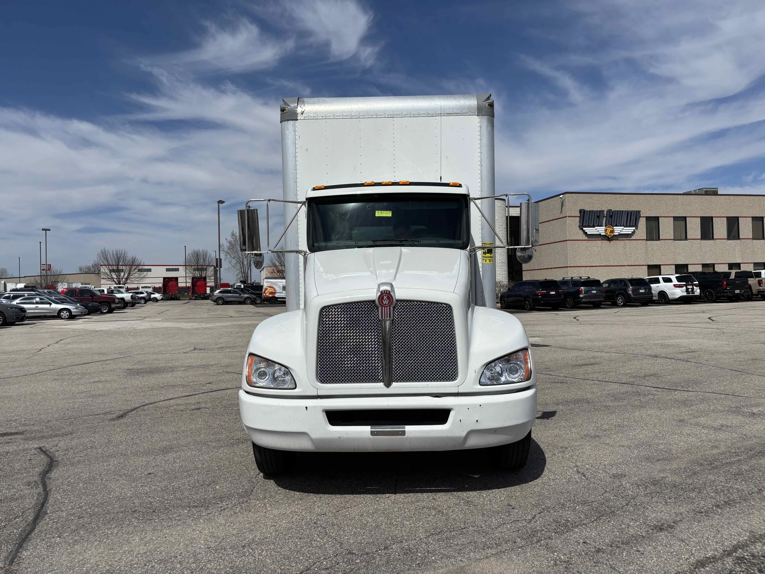 2022 Kenworth T270 in Decorah, IA — photo 2