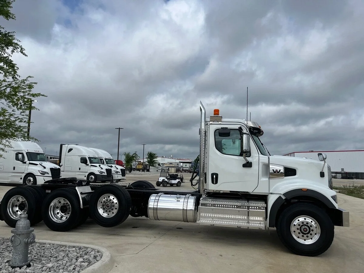 2027 Western Star 49X - image 4