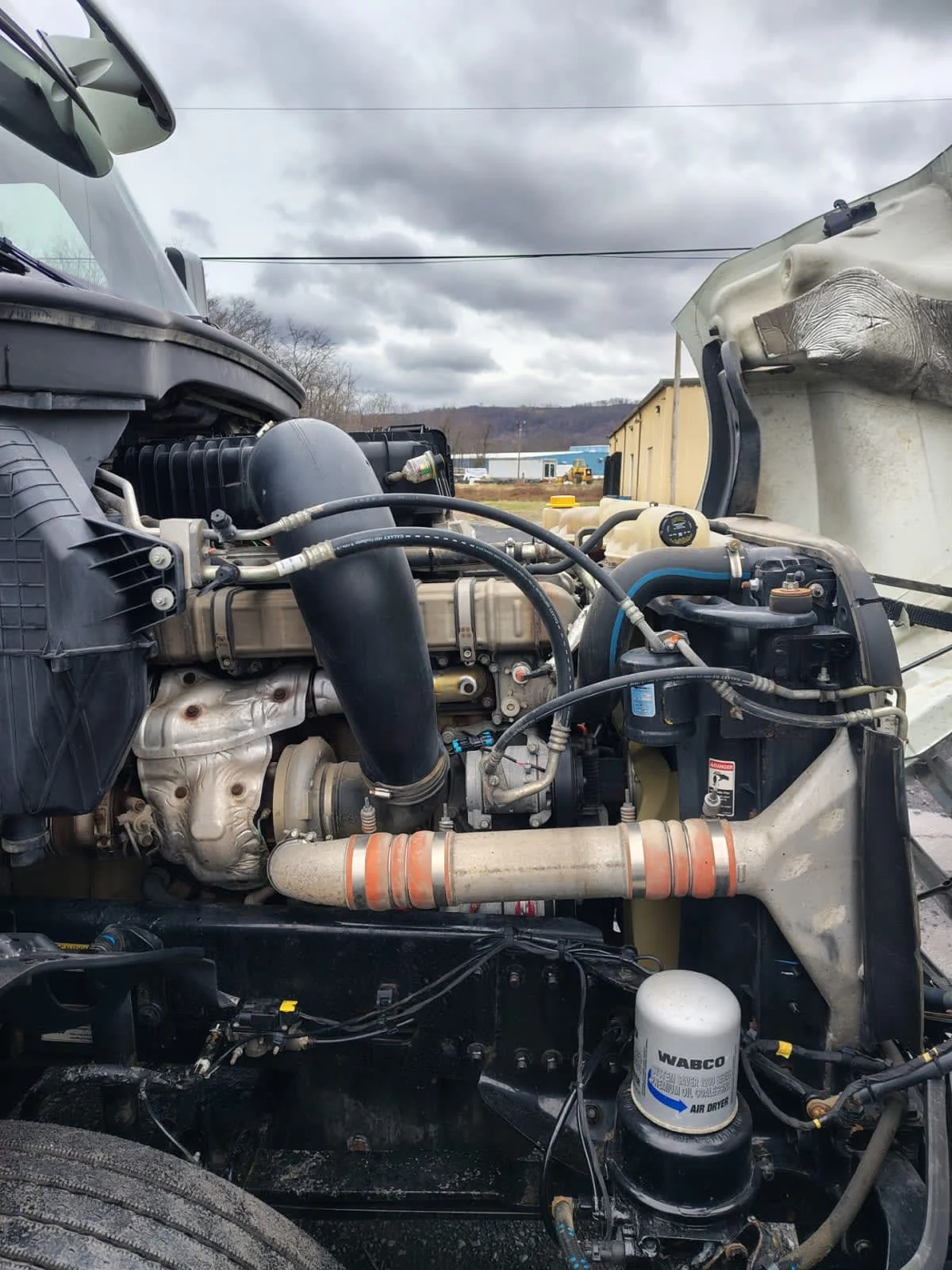2019 Freightliner Cascadia in Allentown, PA — photo 8