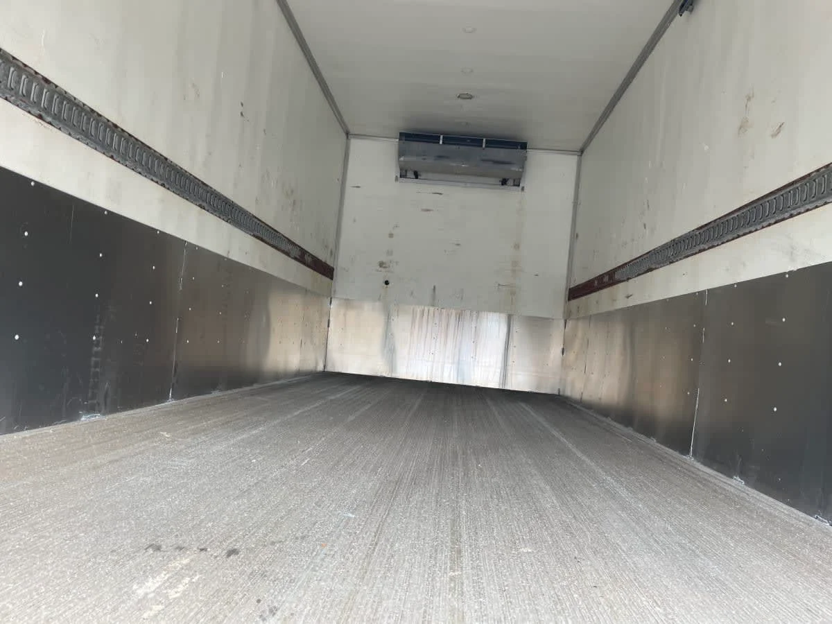 2018 Freightliner M2 106 - image 9