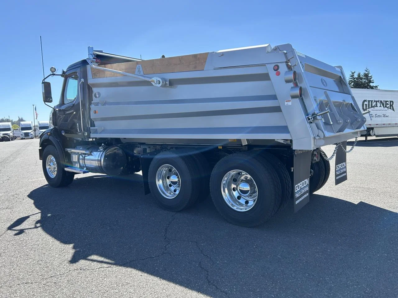 2024 Western Star 47X - image 3