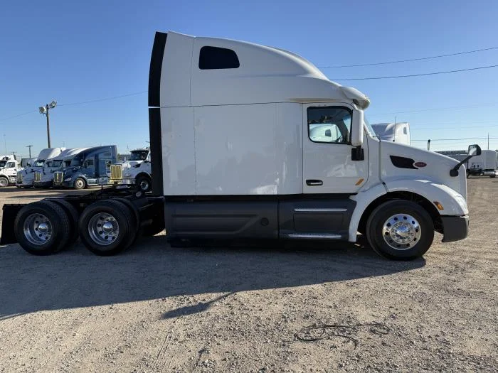 2021 Peterbilt 579 - image 45