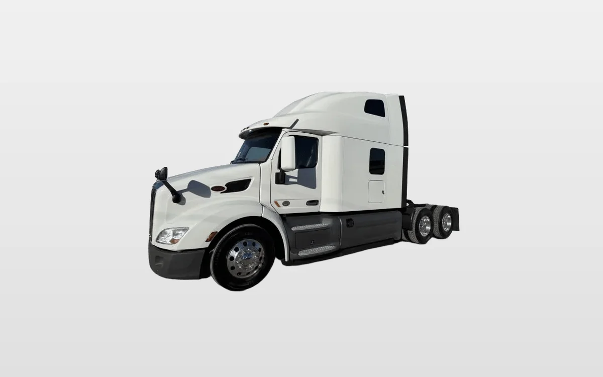 2021 Peterbilt 579 - image 1