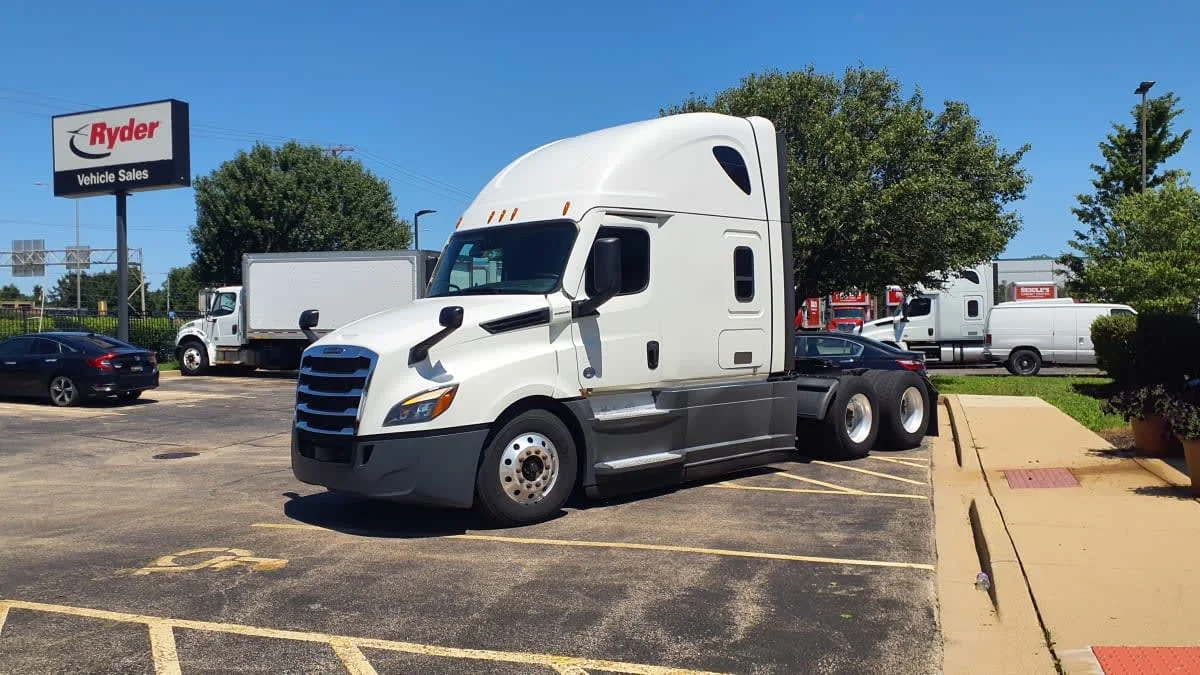 2020 Freightliner Cascadia in Bolingbrook, IL