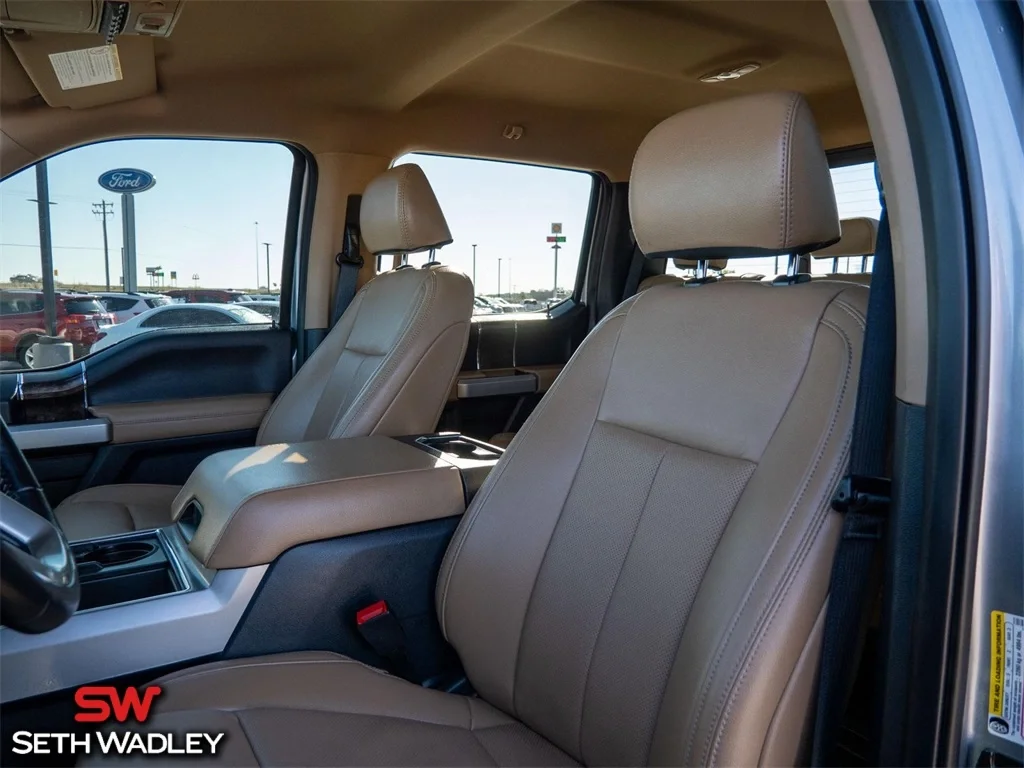 2022 Ford — photo 37