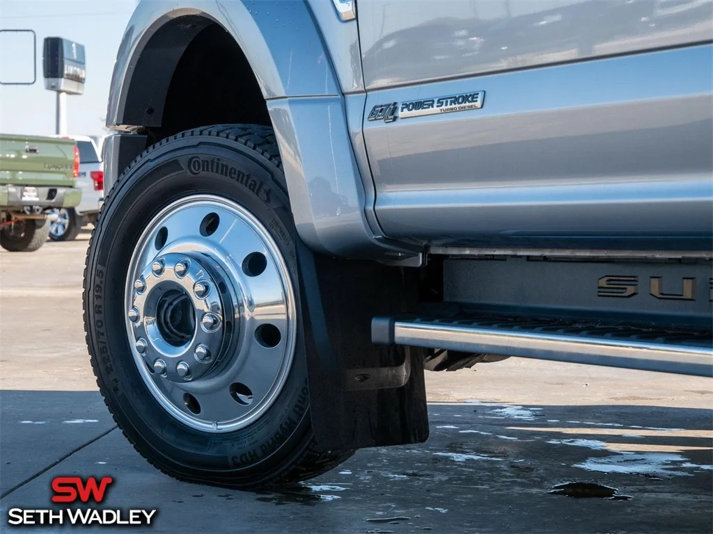 2022 Ford — photo 13