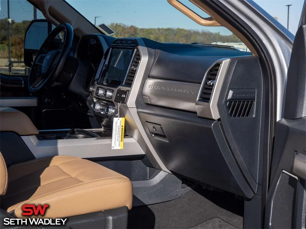 2022 Ford — photo 25