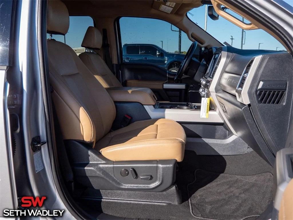 2022 Ford — photo 23