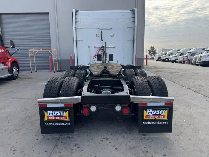 2022 Peterbilt 579 - image 7