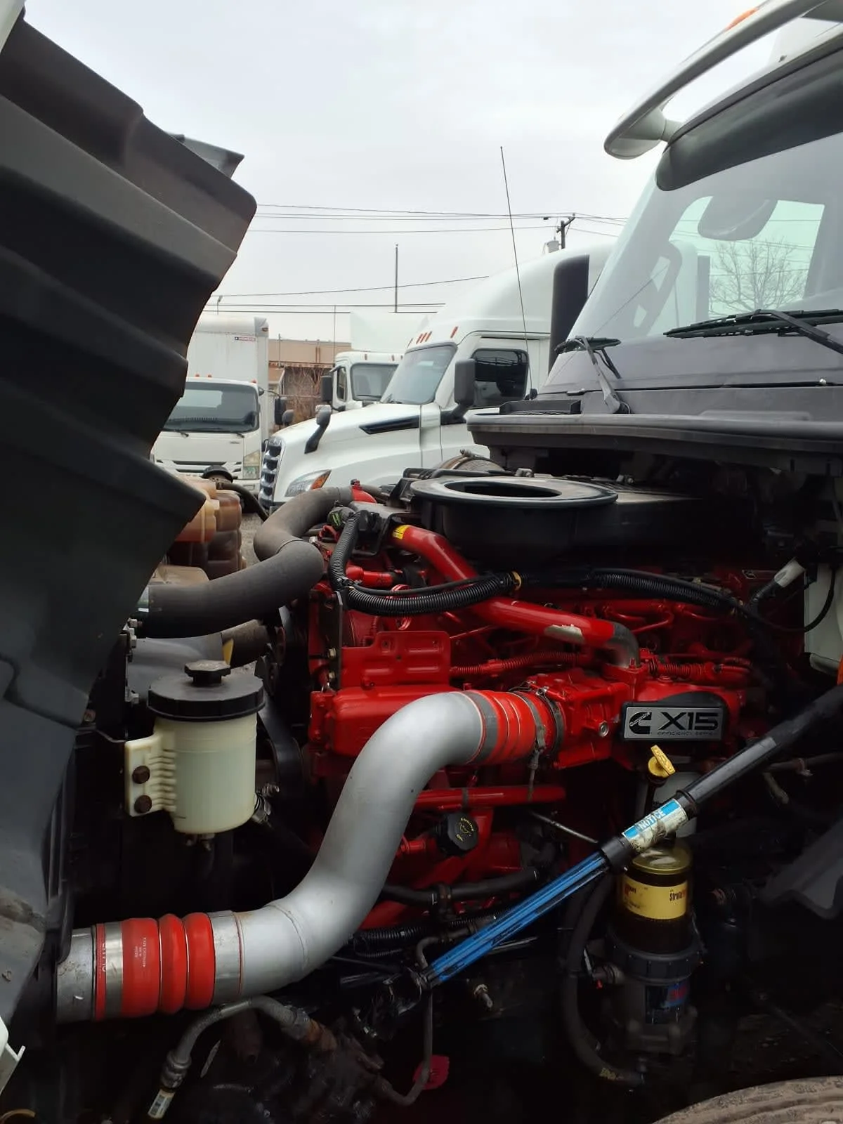 2019 International LT in Newark, NJ — photo 8