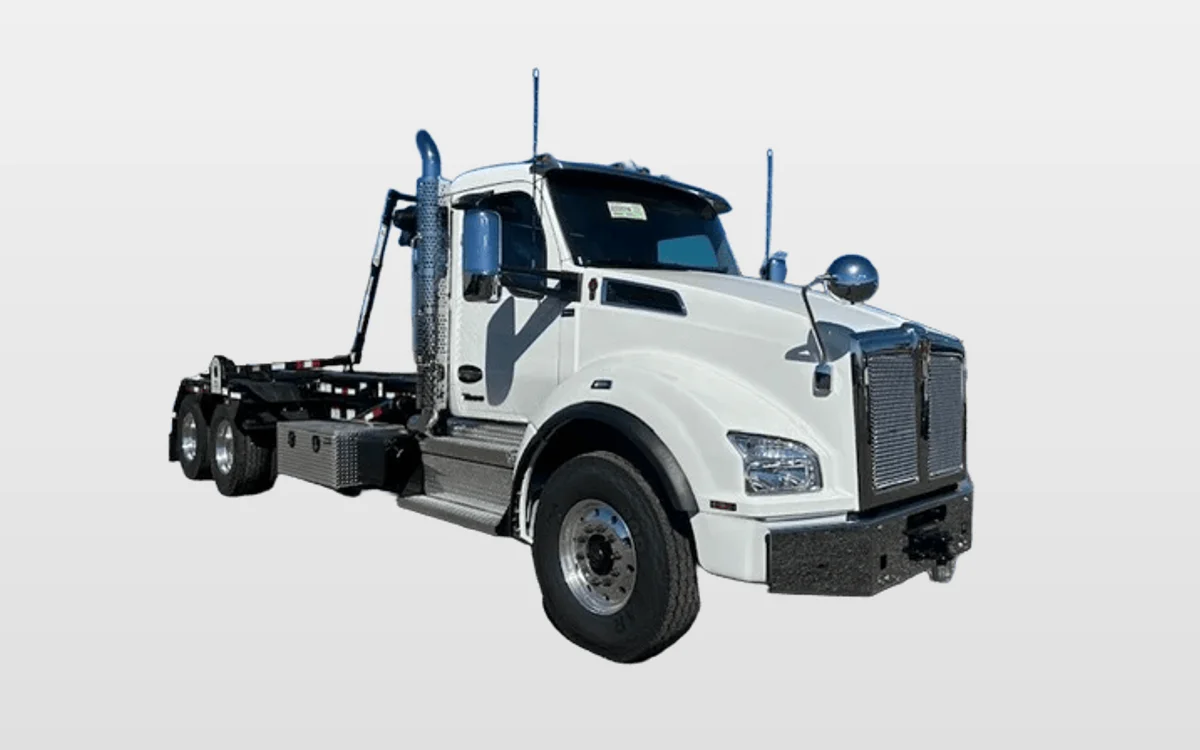 2026 Kenworth T880 - image 1