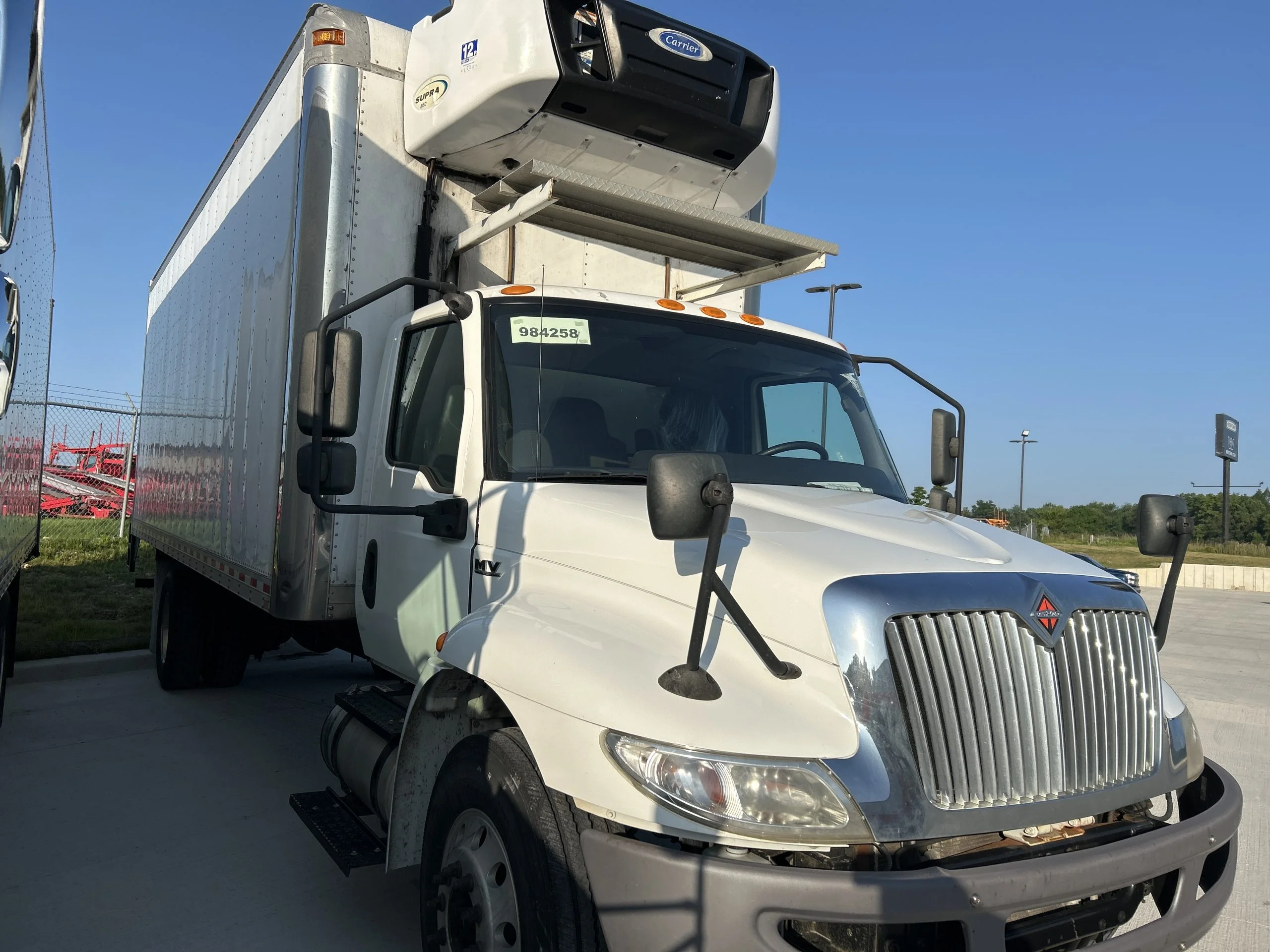 2019 International 4300 in Fremont, IN — photo 2