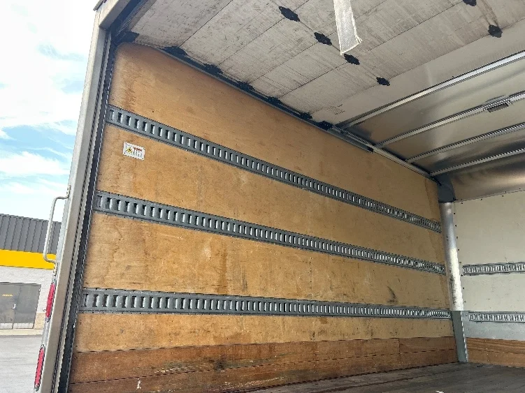 2022 Isuzu NRR in Montgomery, NY — photo 10
