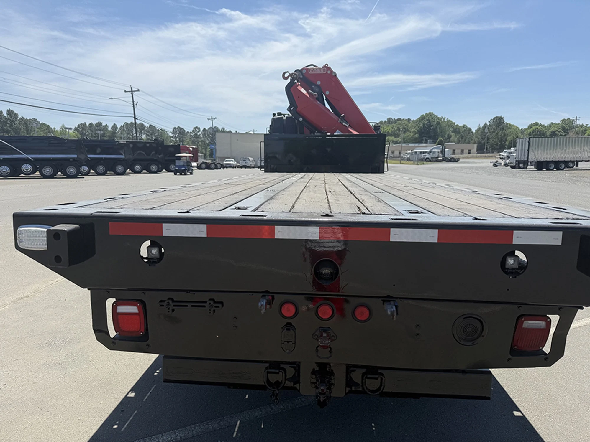 2018 Freightliner M2 106 - image 6