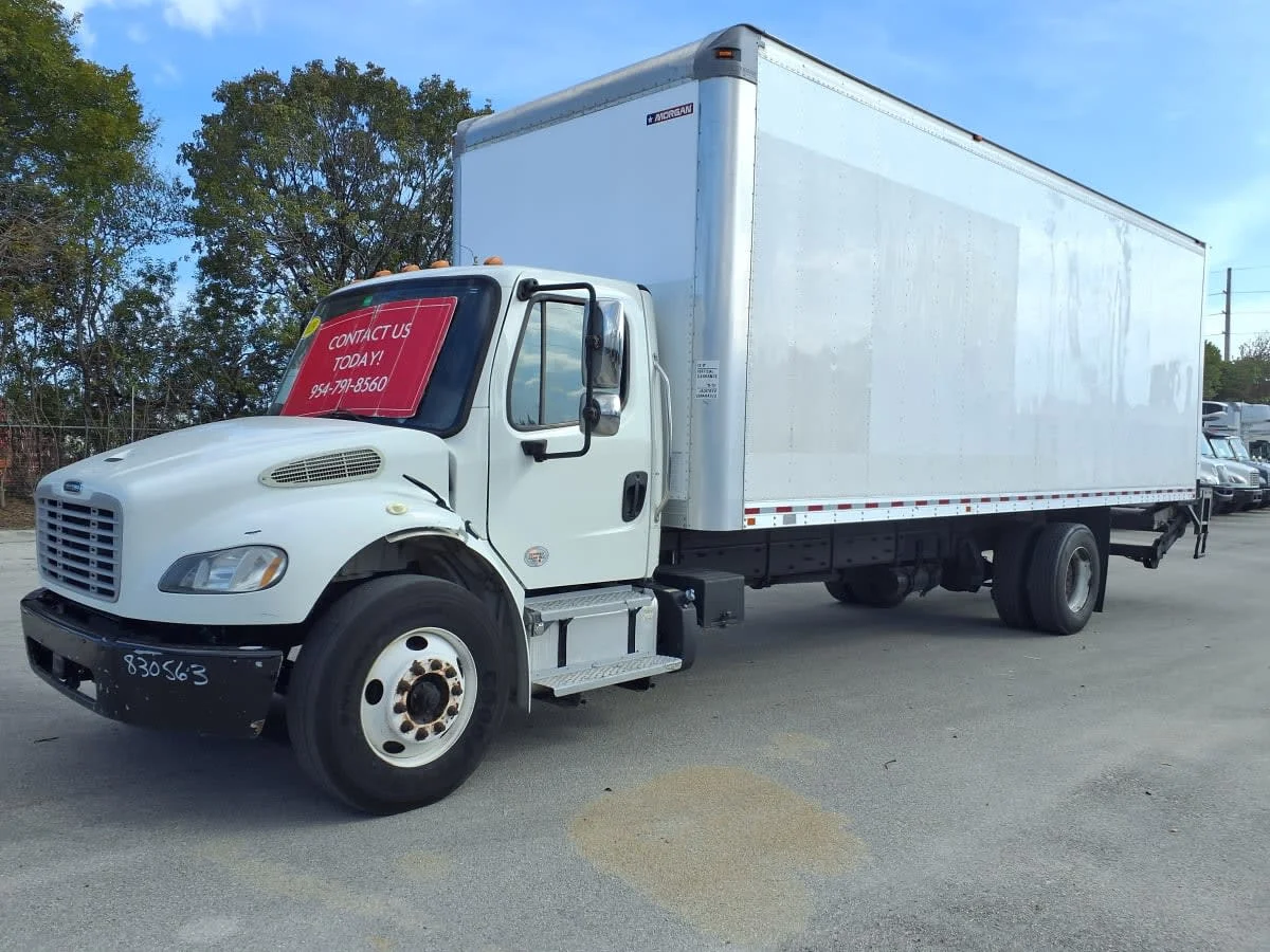 2019 Freightliner M2 106 in Davie, FL