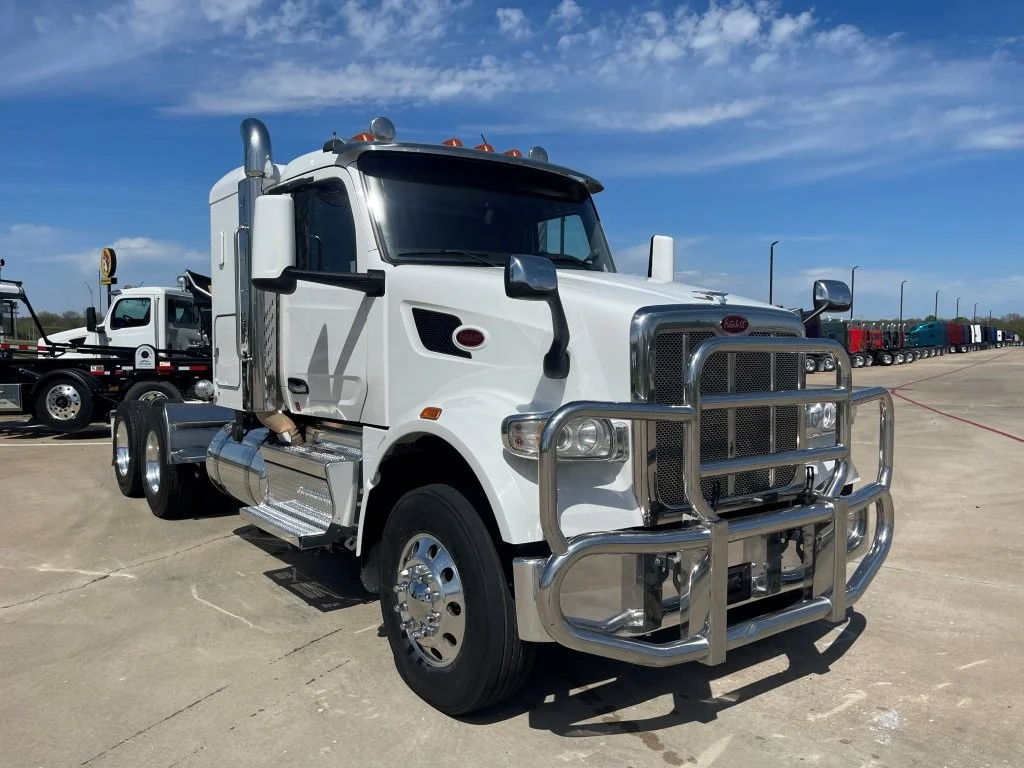 2022 Peterbilt 567 - image 3