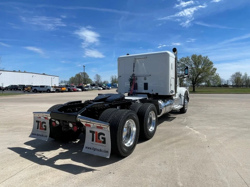 2022 Peterbilt 567 - image 6