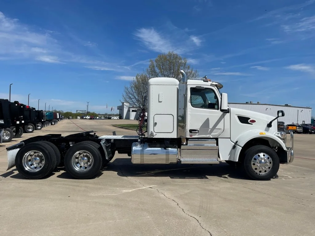 2022 Peterbilt 567 - image 7