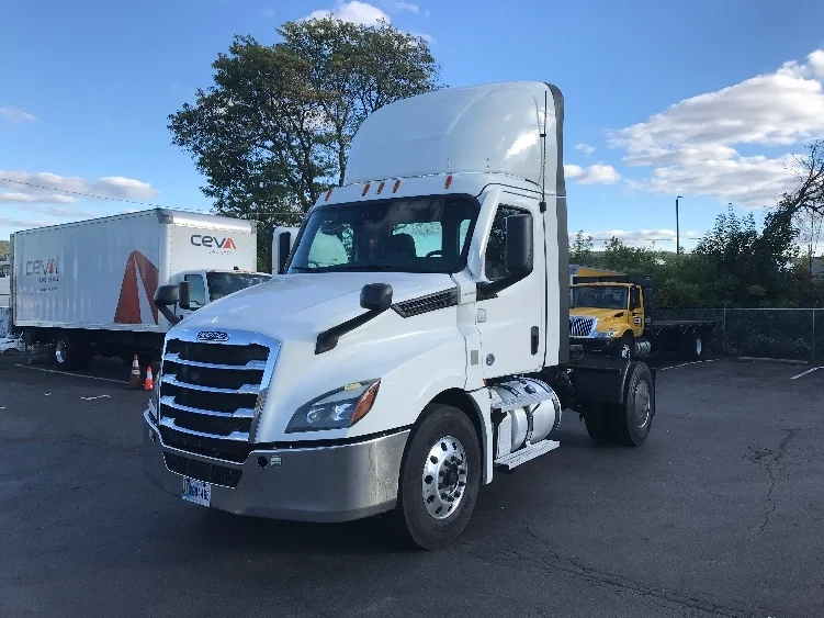 2020 Freightliner Cascadia in Allentown, PA
