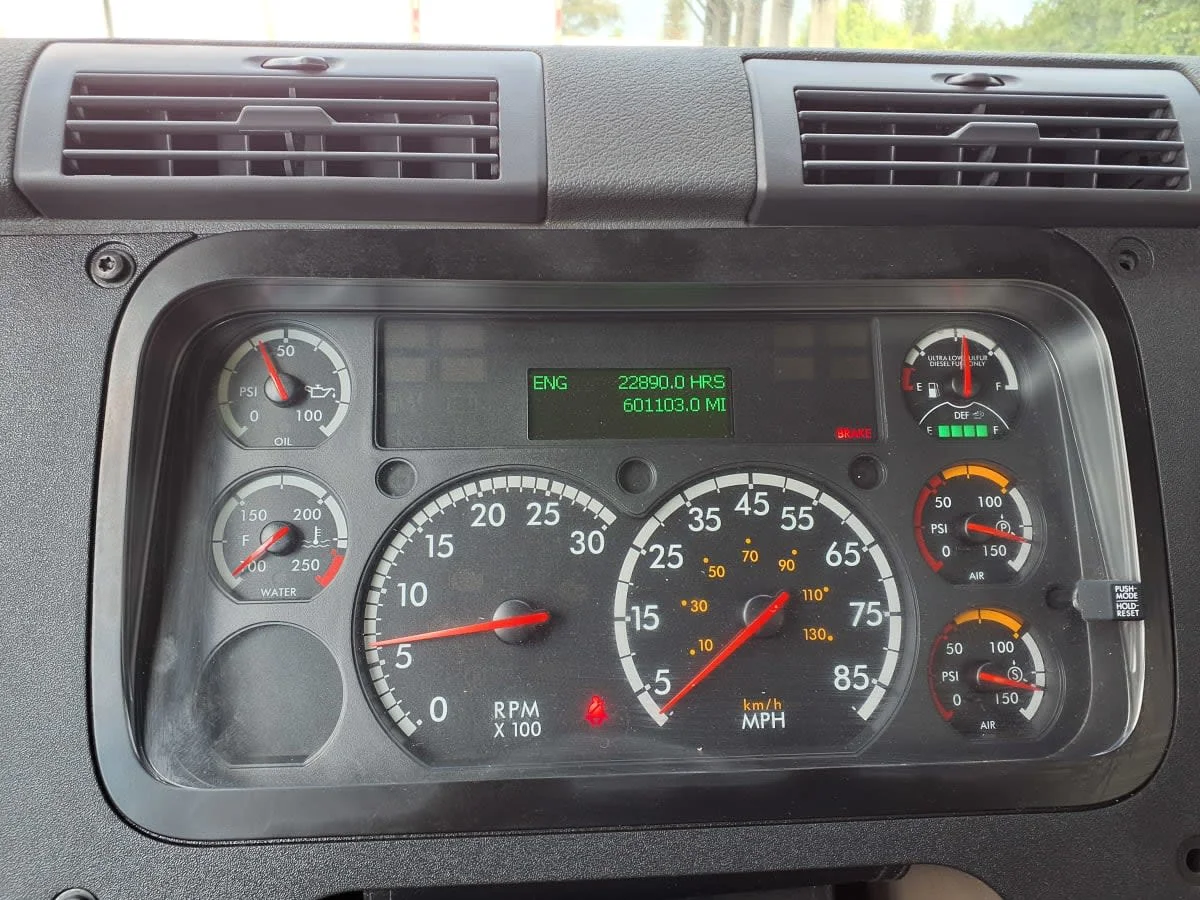 2016 Freightliner Cascadia in Davie, FL — photo 9