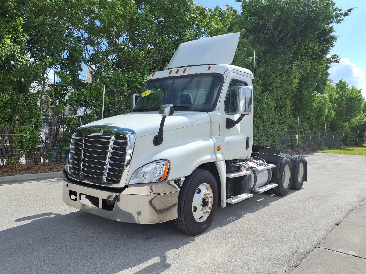 2016 Freightliner Cascadia