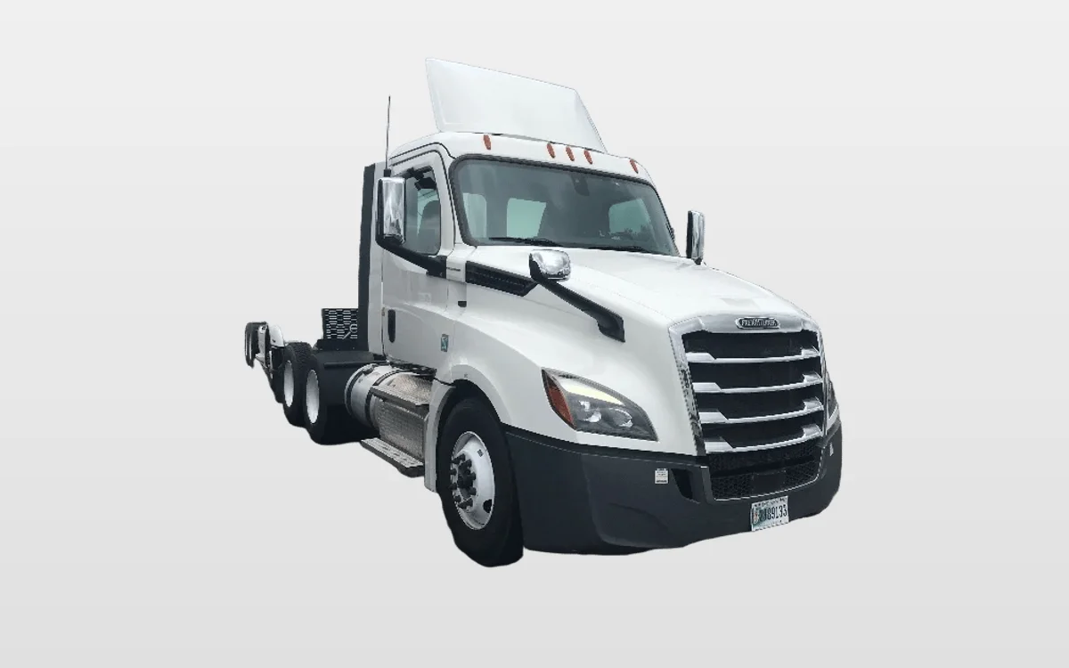 2020 Freightliner - image 1