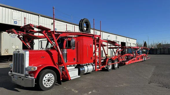 2022 Peterbilt 389