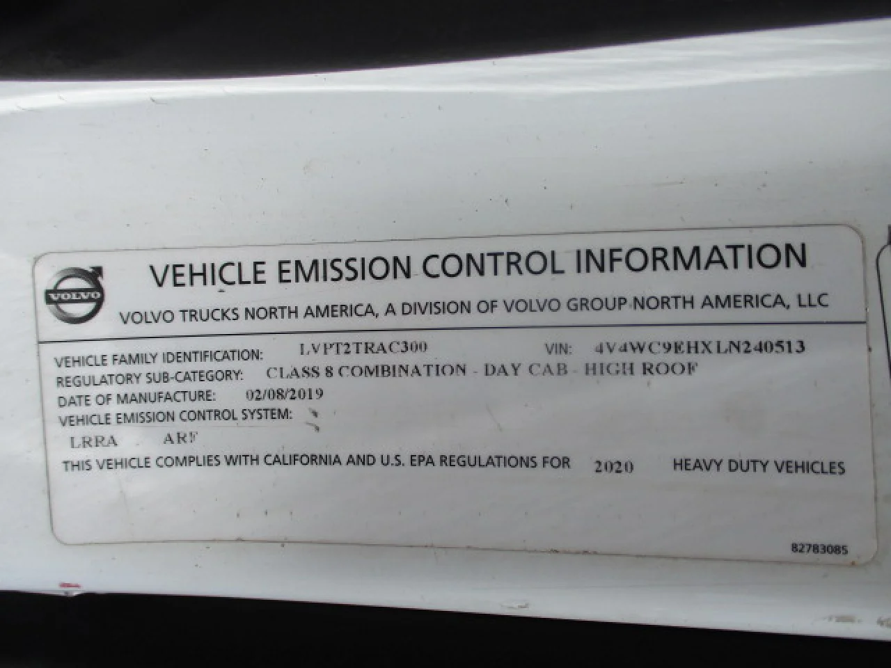 2020 Volvo VNR 640 in Hagerstown, MD — photo 13