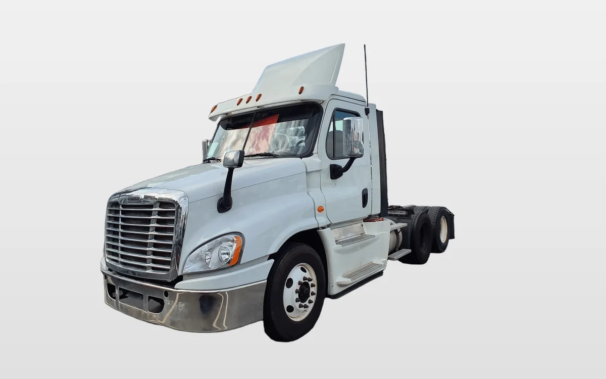 2017 Freightliner - image 1